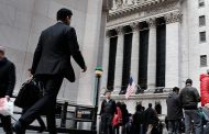 Wall Street bonuses declined 17% in 2018 ... to about $150,000