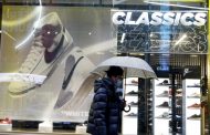 Nike posts mixed results as sales fall short of estimates, hurt by U.S. port congestion